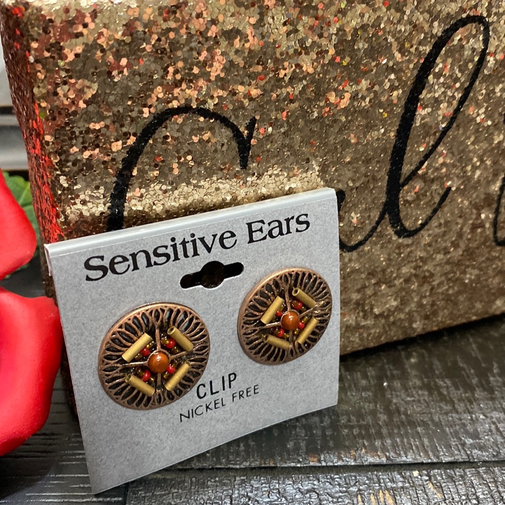 NWOT Sensitive Ears Clip On Earrings!
